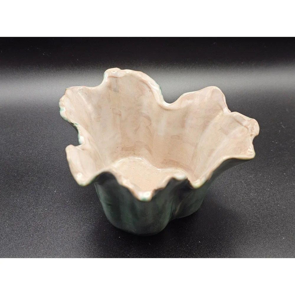 RARE Vintage STANGL ~‎ GREEN Ribbed Vase  5.5
